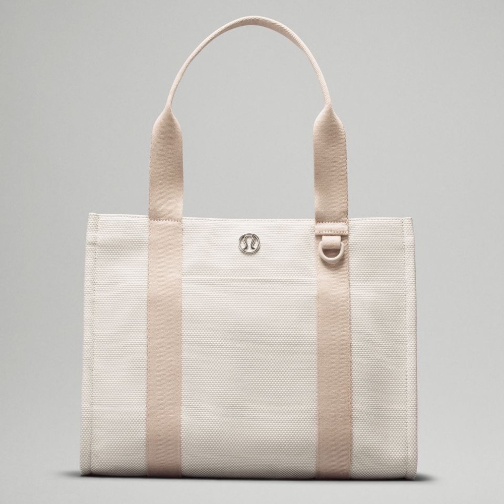 Lululemon Like New Two-Tone Canvas Tote Bag 10L in Mojave Tan / Light Ivory